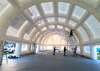 Weißes aufblasbares Ereignis-Zelt 40 x 10 x 6 M PVCs mit starker Wind-Widerstand